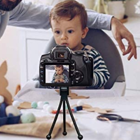 NEW Phone/Camera Holder + Mini Tripod Stand - Picture 5 of 16